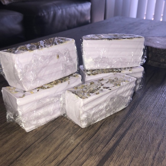 Homemade soap - Picture 3 of 4